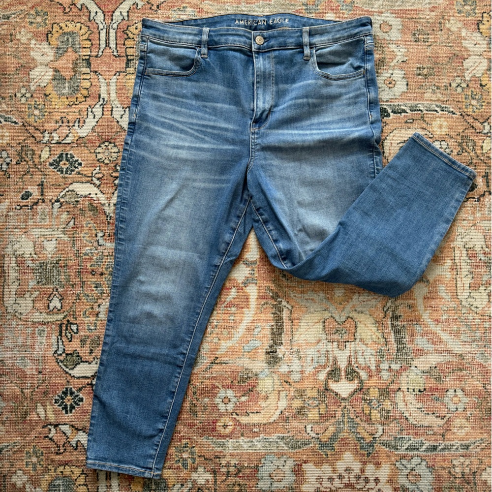 American Eagle Super High Rise Crop Jegging